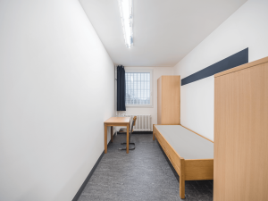 manipulationssichere Leuchten für Standard-Hafträume