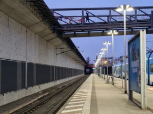 Deutsche-Bahn-gelistete LED Umrüstsätze für Mastleuchten