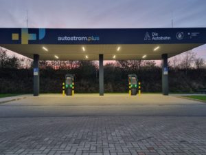 Smarte Beleuchtung für den Schnellladepark an der A21