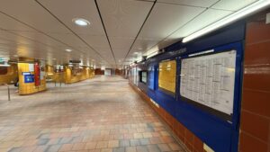 HH-Haarburg Bahnhof Unterführung.