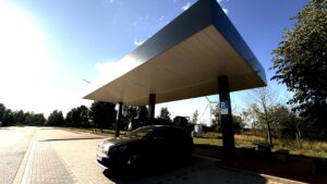 Smarte Beleuchtung für den Schnellladepark in Hammwiede Nord.