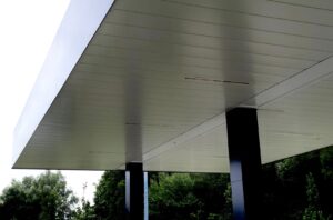 Smarte Beleuchtung für den Schnellladepark in Hammwiede Nord.